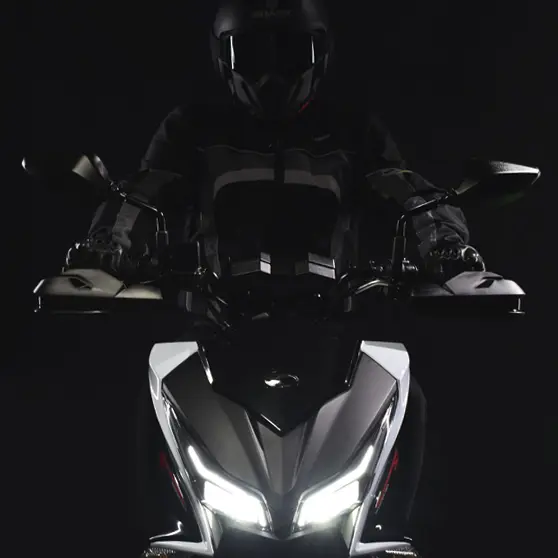 moto-kymco-Super8-Galeria-Imagen-03